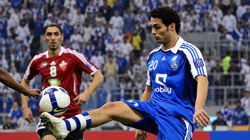 من الملاعب إلى الإعلام والأعمال.. فصول في مسيرة ياسر القحطاني