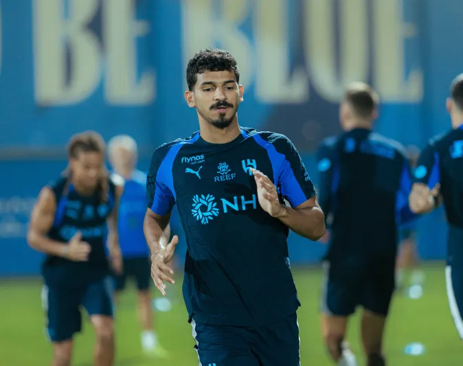 الهلال ضد الحزم.. مارتينلي ونيفيز يتصدران القيم السوقية