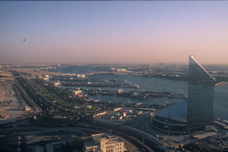 غرفة دبي: من شقة الى اهم منصة تجارية في المنطقة عبدالرحمن الغرير يروي تاريخها لـ"الرجل" . 