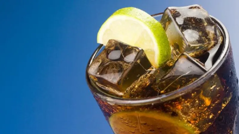 مشروبات "الدايت" تزيد خطر الإصابة بأمراض القلب