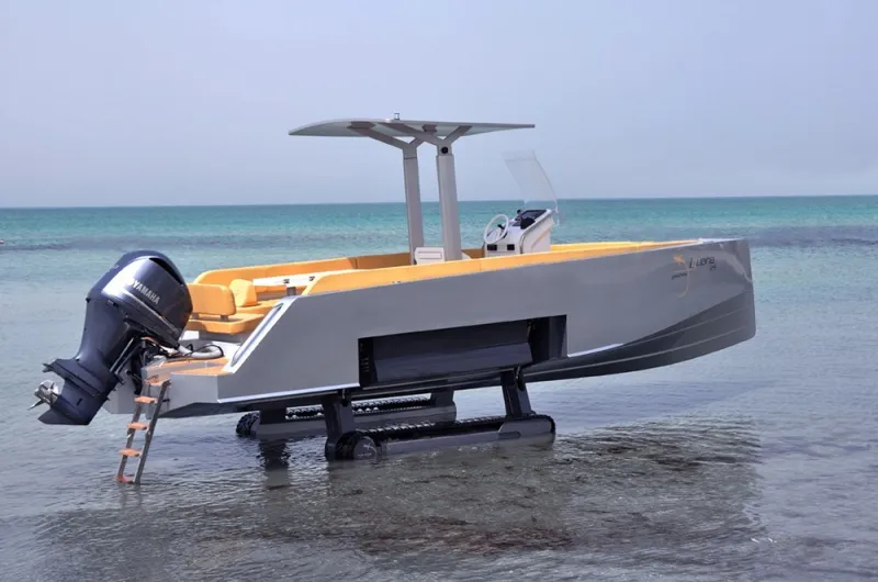 بالصور: الرجل في معرض دبي الدولي للقوارب