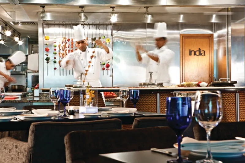 بالصور: وجهة مثالية للطعام يوم الجمعة بدبي.