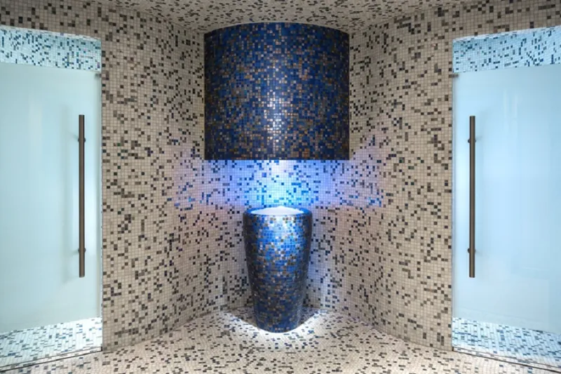 الصور الاولى لاول سبا نسائي في السعودية .