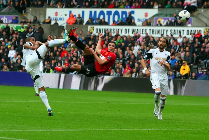 أفضل 7 اهداف بعيدة المدى في تاريخ البريمييرليغ