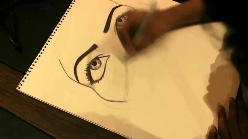 خليجية تكتشف أنها شاب بعد 30 عاماً