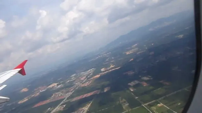 ماذا قال مكتشف تايتنك عن لغز الطائرة الماليزية؟!