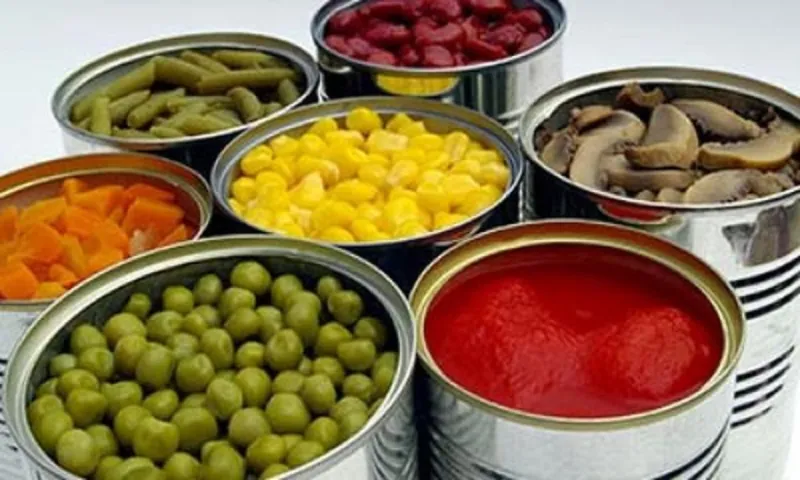 دراسة: الأغذية المعلبة أكثر فائدة من الطازجة والمثلجة   
