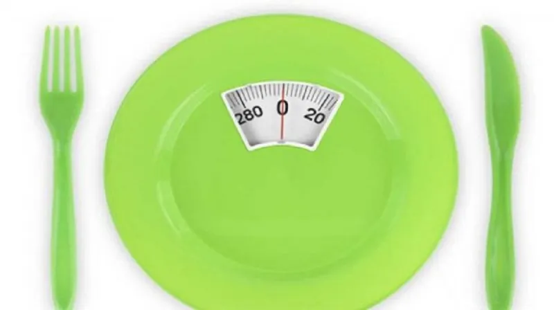 5 أخطاء إياك أن ترتكبها بعد الإكثار من الطعام