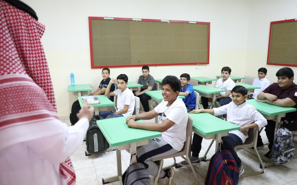 بمشاركة أكثر من ستة ملايين طالبة وطالبة.. انطلاق العام الدراسي الجديد في المملكة 