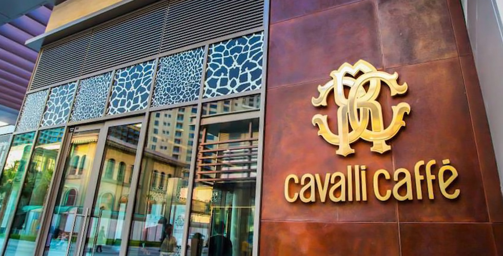  روبرتو كافالي كافيه: