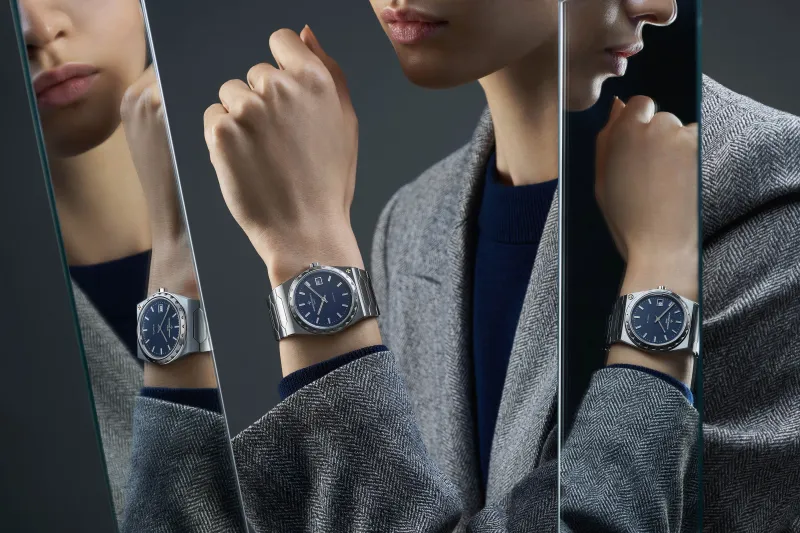 Historique 222  الفولاذيّة... تحفةVacheron Constantin  احتفالًا بـ270 عامًا من الإبداع  