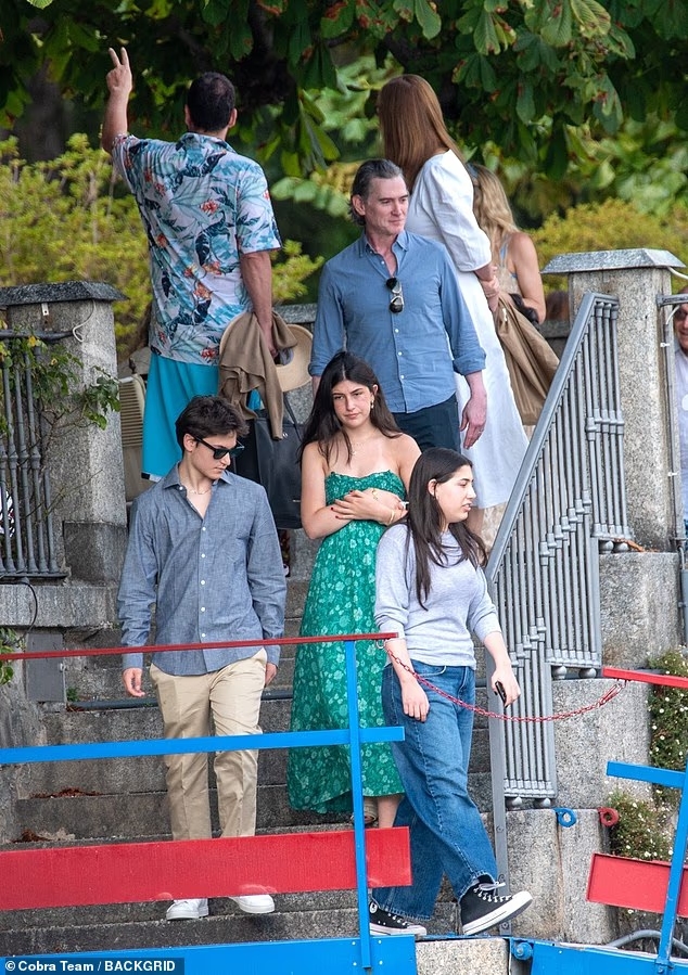 جورج وأمل كلوني يستقبلان نجوم هوليوود في فيلا بحيرة كومو