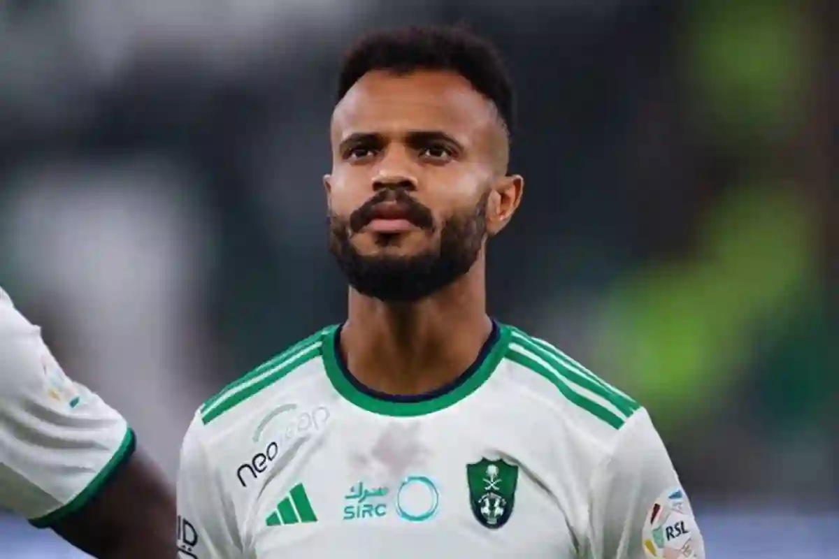 الأهلي يُجدد عقد علي مجرشي.. ويفتح الباب أمام رحيل كيسيه