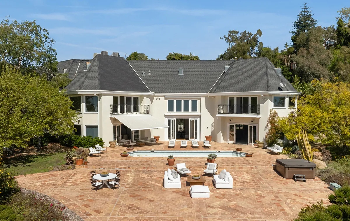 عقار هيثير وتيري دوبرو في بيفرلي هيلز يُباع بخسارة بعد خفض السعر