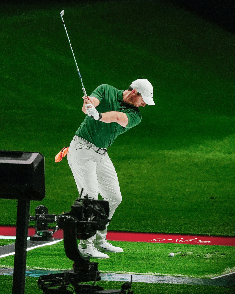 لاعب الغولف سفيرOmega روري ماكلروي