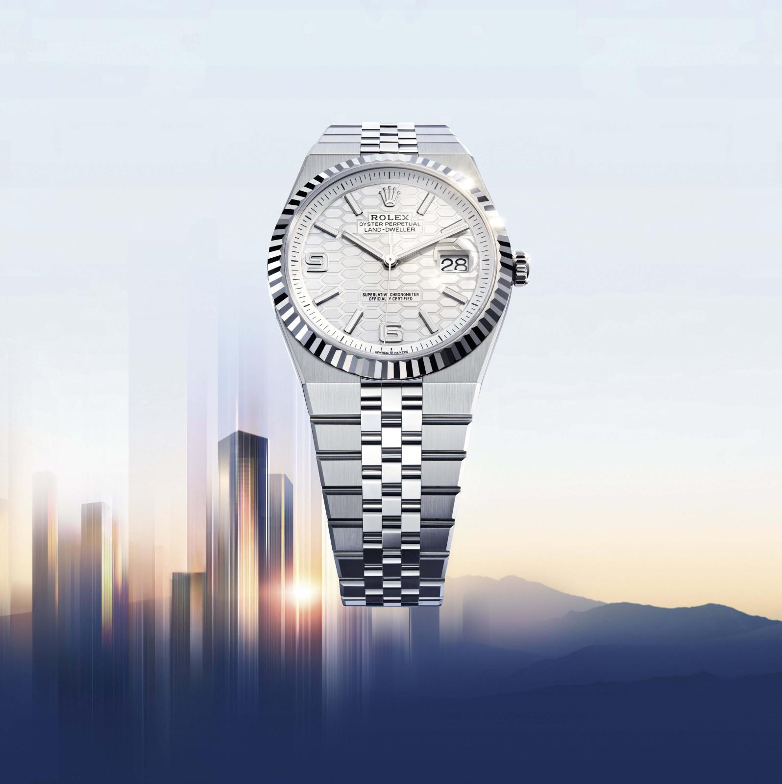 ساعة Land-Dweller 40 Oyster Perpetual من Rolex تتميّز بتقنيّاتها المتطوّرة وروعة تفاصيلها، تحاكيها علبة أويستر بقطر 40 ملليمترًا، منفّذة بفولاذ أويستر ستيل والذهب الأبيض. أمّا إطارها فيغلّفه الذهب الأبيض المخدّد. تقاوم هذه الساعة الماء حتى 100 متر، وهي تنبض بعيار 7135 صنع العلامة، وتقوم على حركة ميكانيكيّة ذاتيّة التعبئة باتجاهين واحتياطيّ طاقة يصل حتى 66 ساعة. وبفضل مينائها الأبيض الناصع غير اللاّمع والأنيق بتشطيبه الحريريّ الناعم، تعكس جمالًا استثنائيًّا