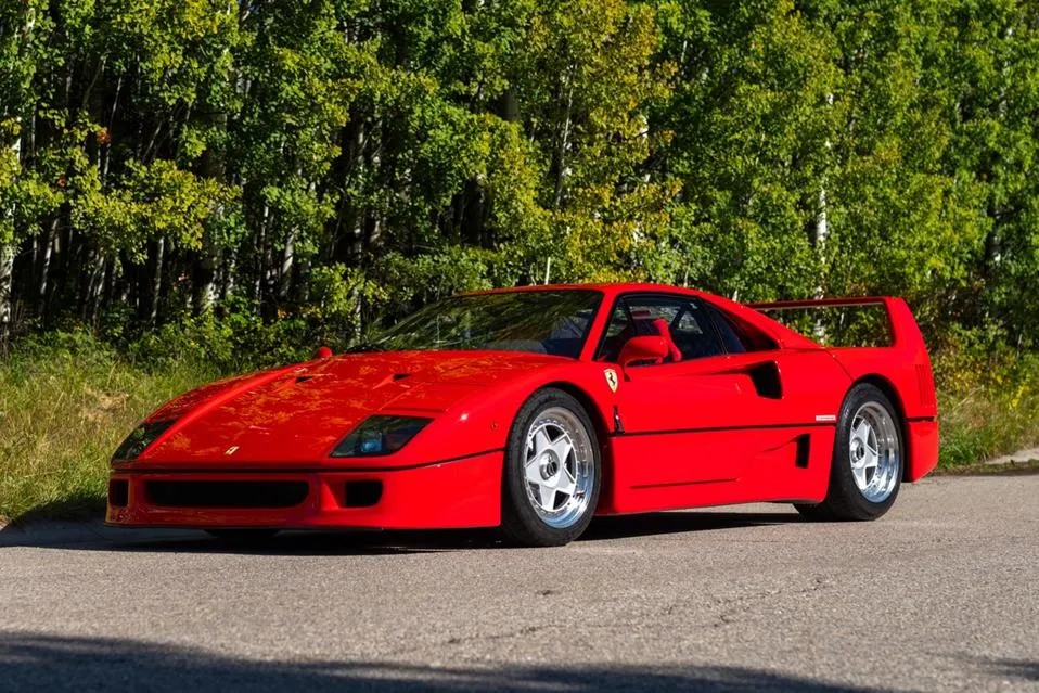 من لامبورغيني إلى فيراري.. مزادات السيارات الفاخرة تحقق مليار دولار مبيعات