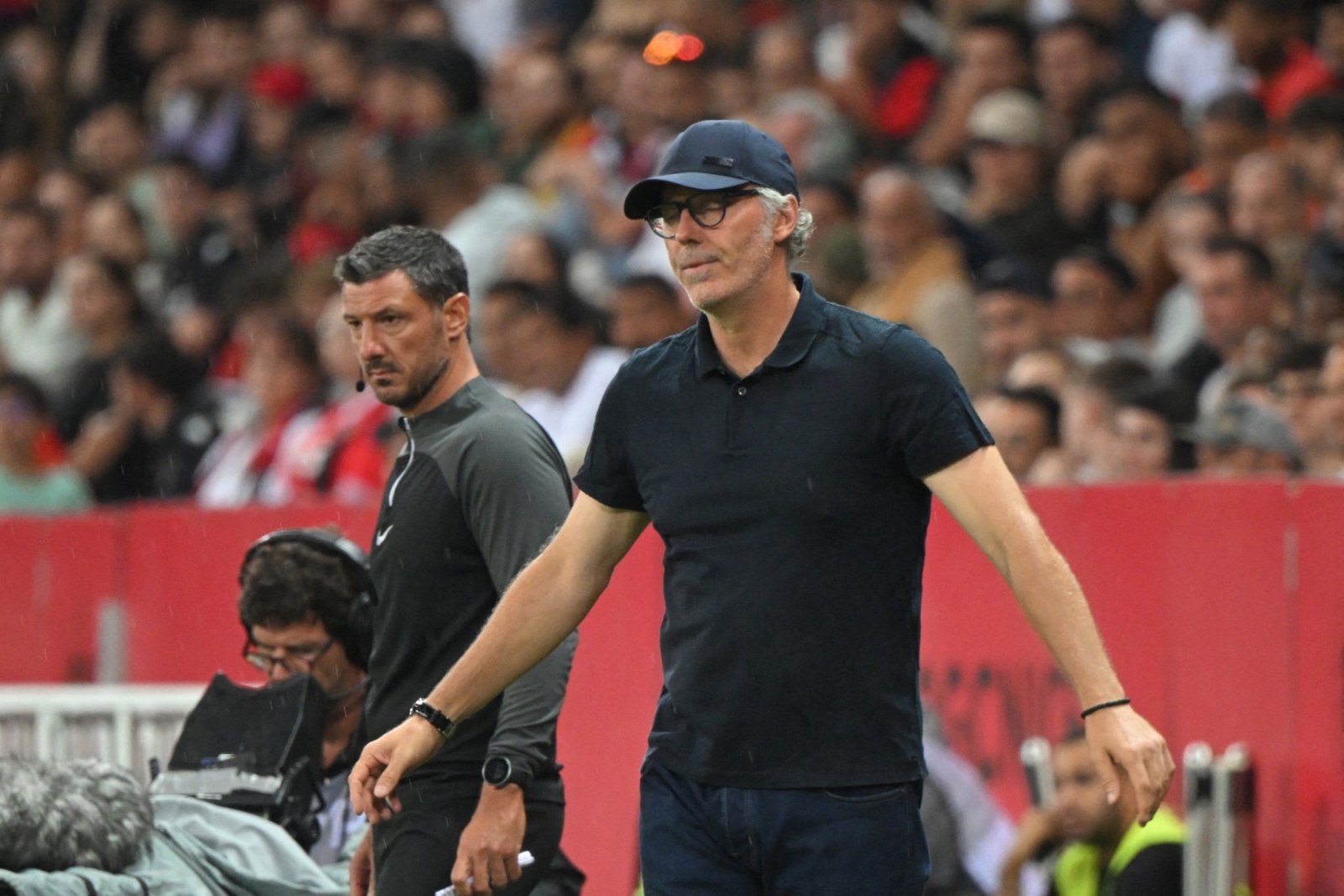 مستقبل لوران بلان غامض والاتحاد يستبعد كاسيميرو