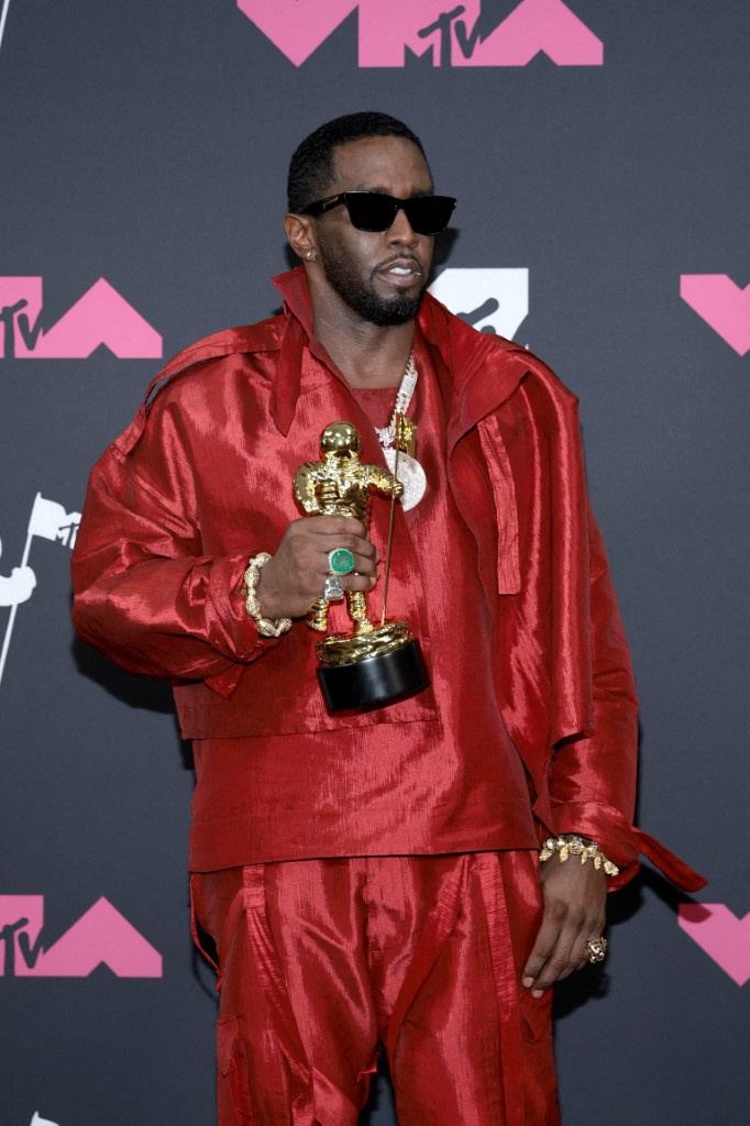 بعد الحكم بالسجن.. كم تبلغ القيمة المالية لإمبراطورية شون ديدي؟