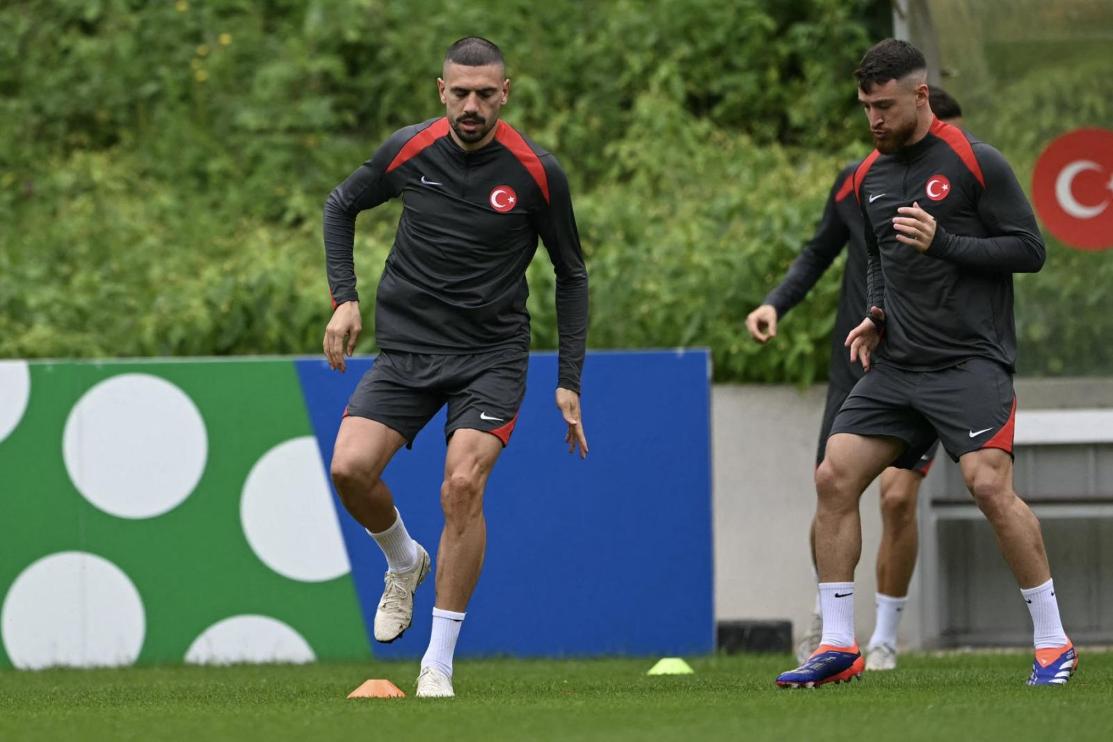 ميريح ديميرال: رونالدو قدوتي ويعيش بنظام صارم لا يتغير