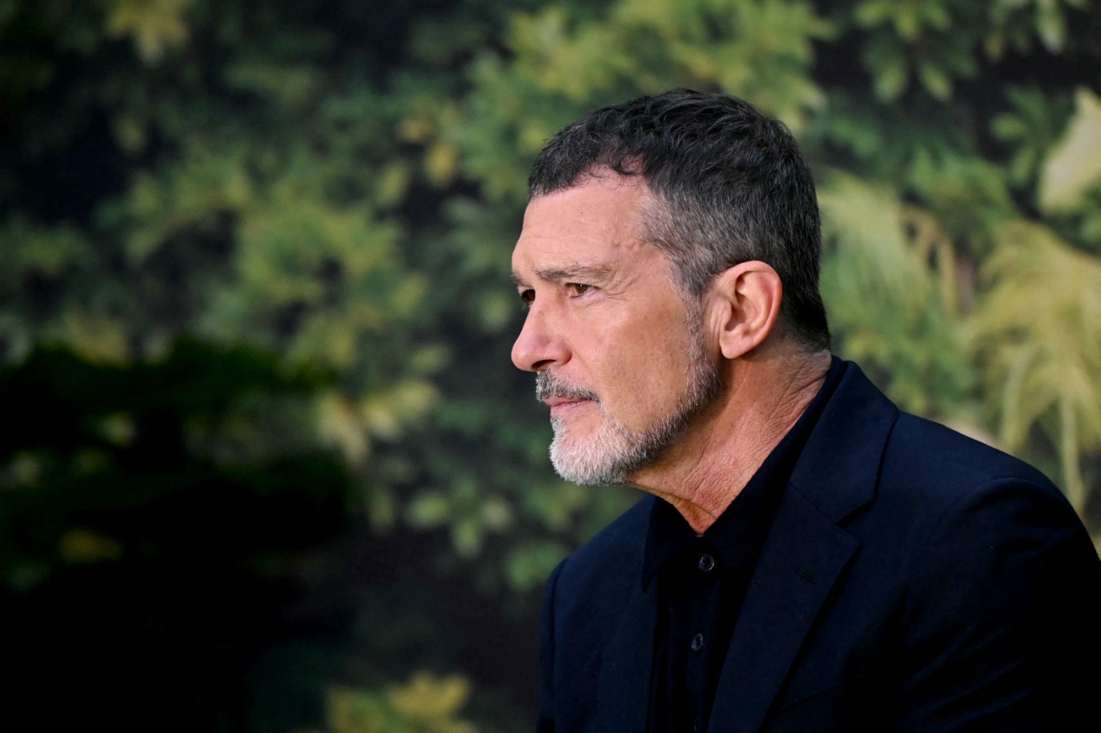 أنطونيو بانديراس يستبعد التقاعد ويواصل العمل في سن الـ65