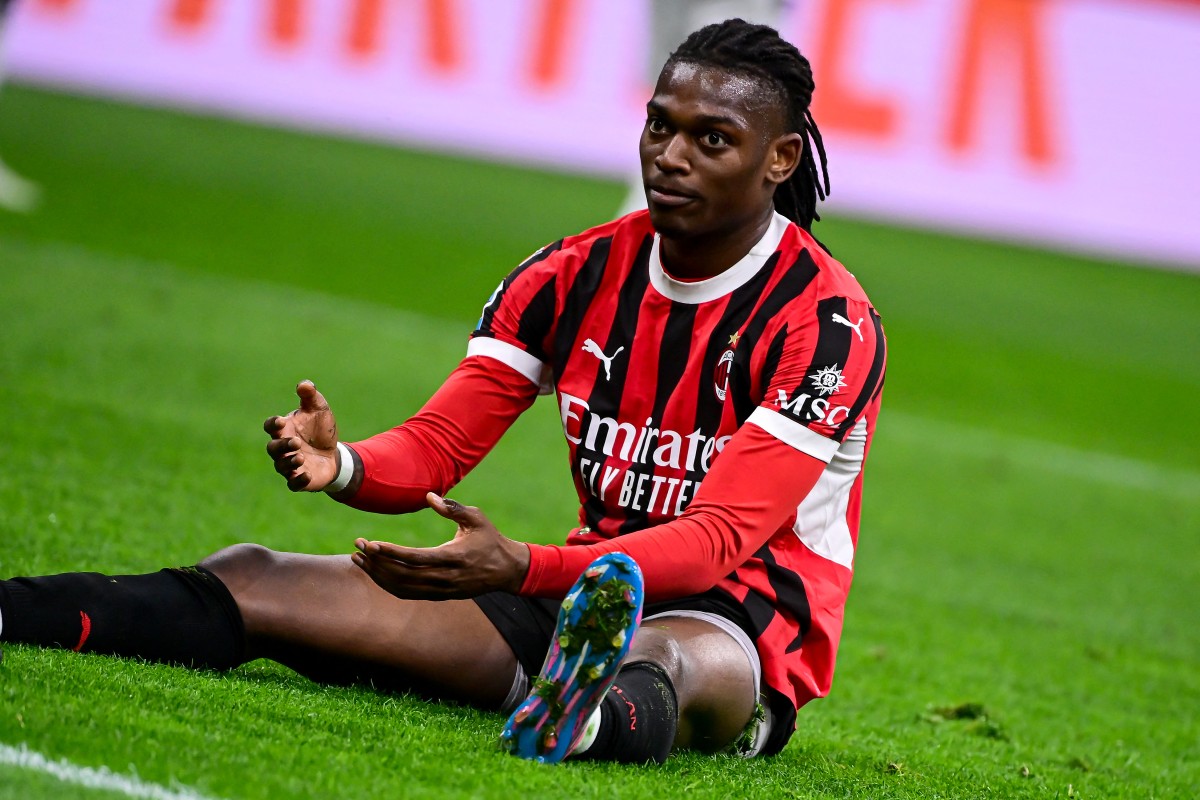 بتوصية من رونالدو.. النصر يقدم عرضًا ضخمًا لضم رافائيل لياو