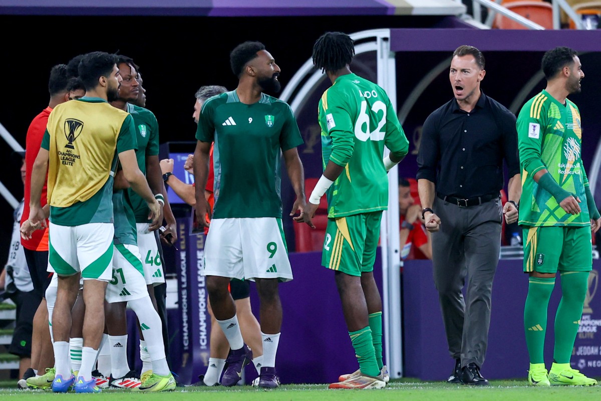 مدرب الأهلي يؤكد استعداد فريقه للسوبر ويُثني على الدوري السعودي