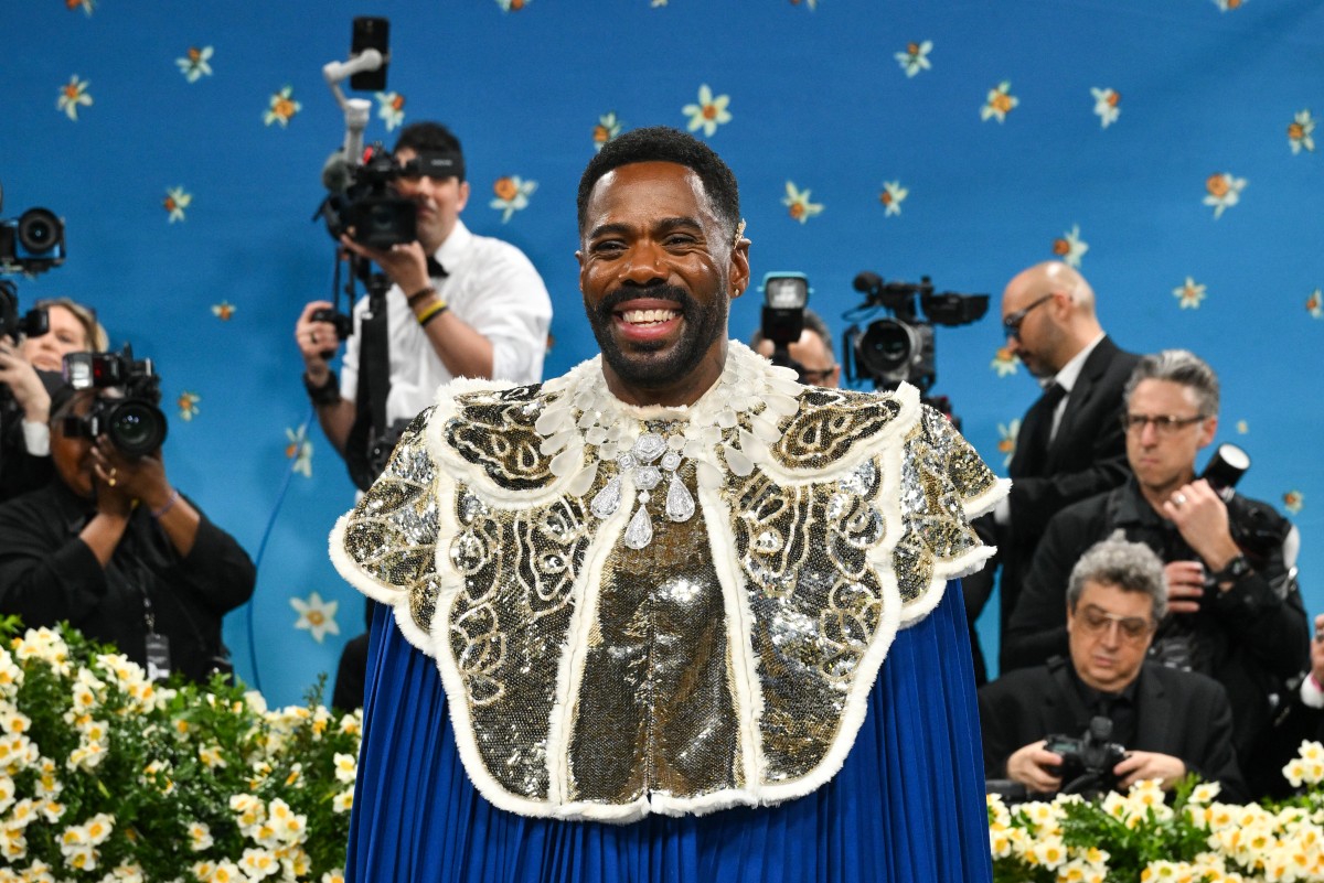 كولمان درمينغو الذي خطف الاضواء باطلاله انيقه حملت توقيع فالينتينو