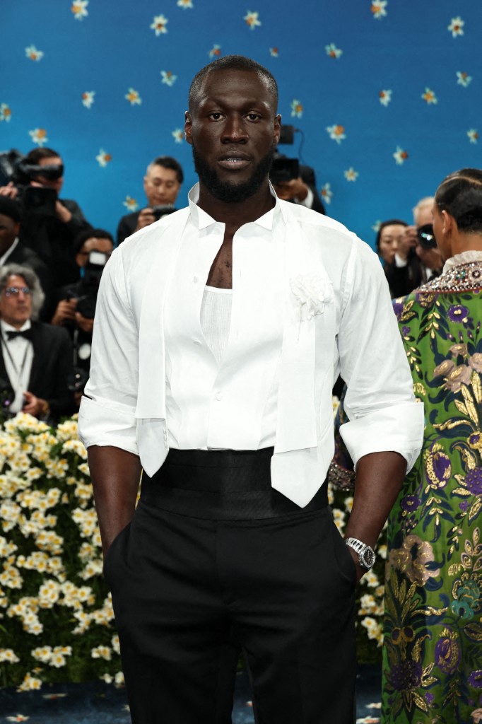 الفنان البريطاني ستورمزي