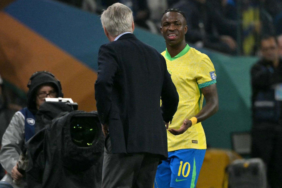 تعرف على عدد الأهداف التي سجلها فينيسيوس مع منتخب البرازيل