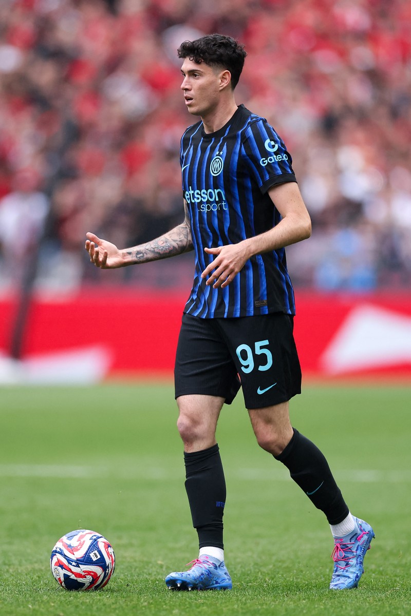 هل ينتقل أليساندرو باستوني الى الهلال؟