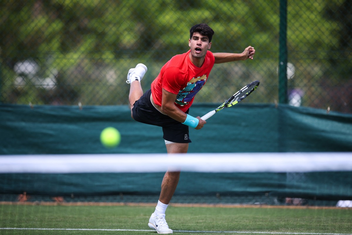 إيما رادوكانو تحسم الشائعات حول كارلوس  ألكاراز