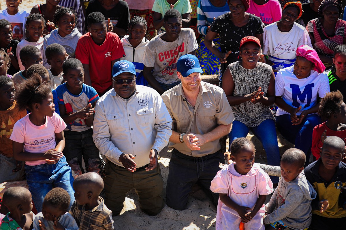 بعد أزمة التنمر.. الأمير هاري يخطط لإطلاق مؤسسة خيرية جديدة للأطفال في أفريقيا