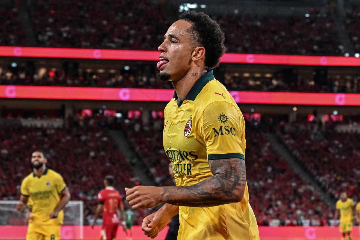 تشكيل ميلان أمام بيرث غلوري في ثالث ودياته التحضيرية