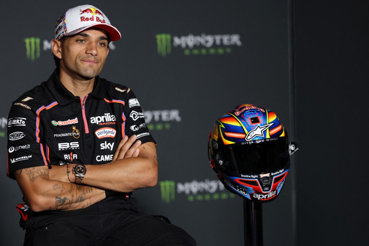 خورخي مارتن يتعرض لإصابة خطيرة ويغيب عن سباقات MotoGP مع أبريليا