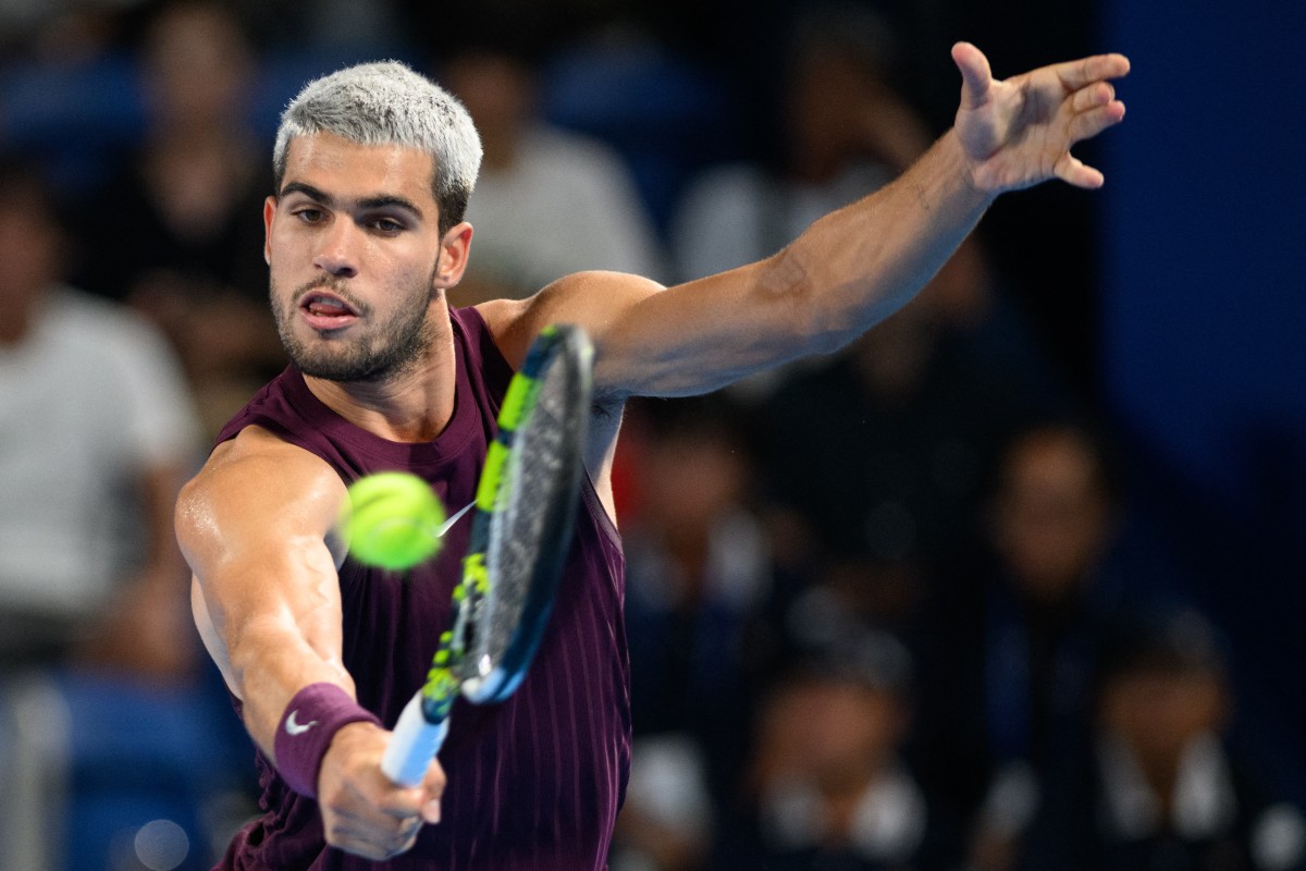 كارلوس ألكاراز يتأهل إلى نصف نهائي بطولة اليابان المفتوحة (فيديو)