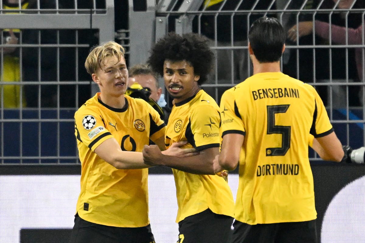 برشلونة يضع نجم دورتموند على قائمة أولوياته الصيفية