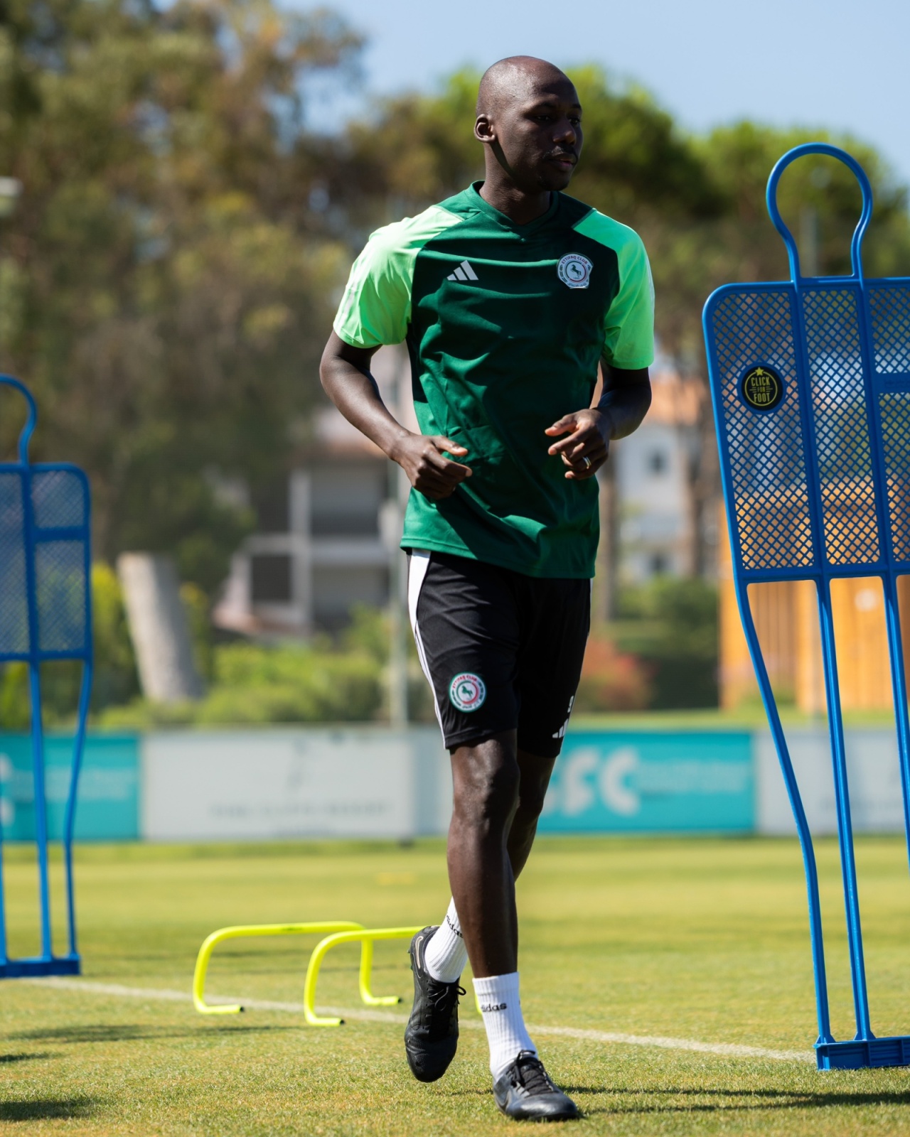 عروض من الهلال والاتحاد تنافس النصر على عبدالله مادو