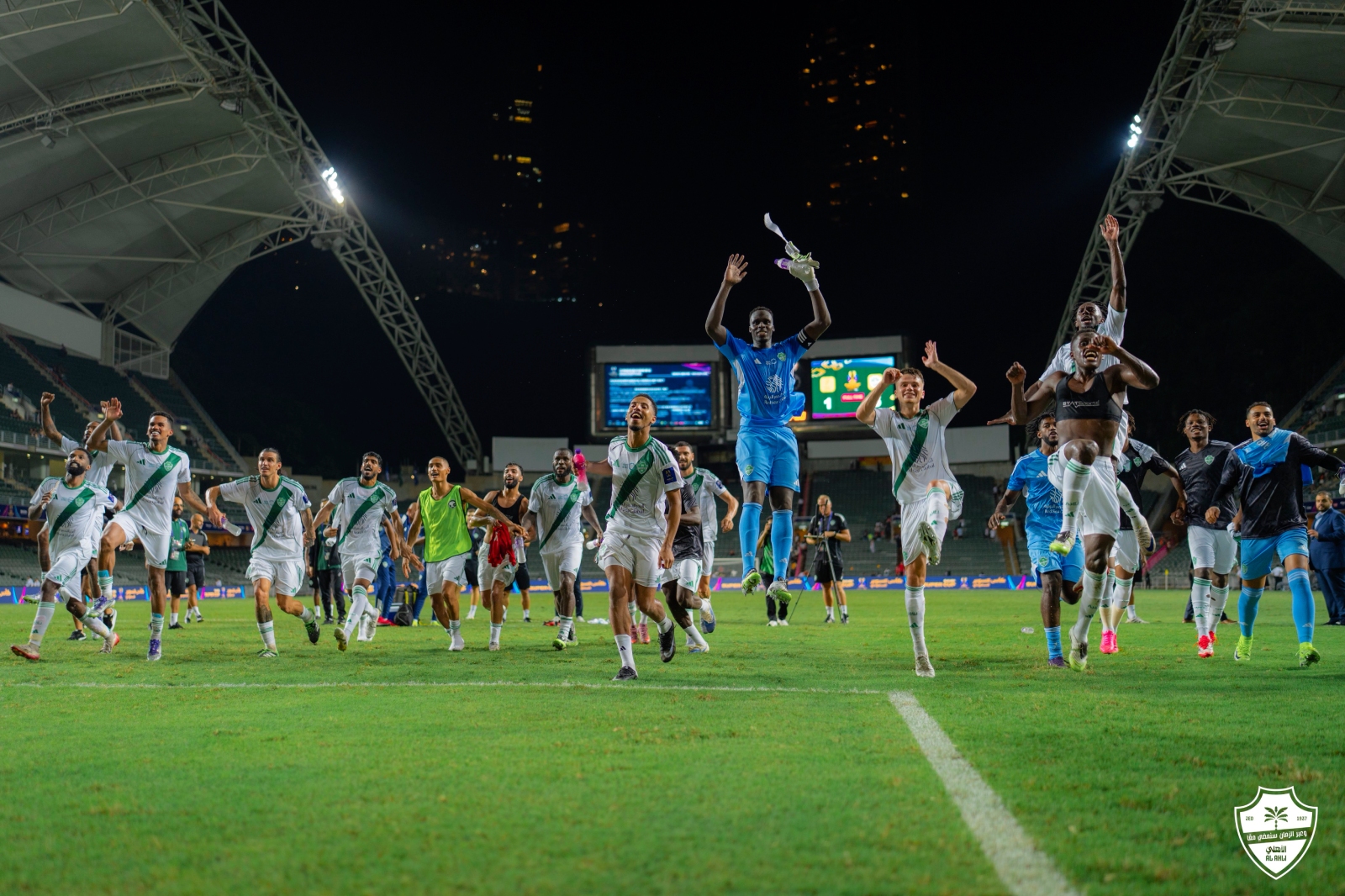 انطلاق دوري روشن اليوم.. أبرز المباريات والتفاصيل