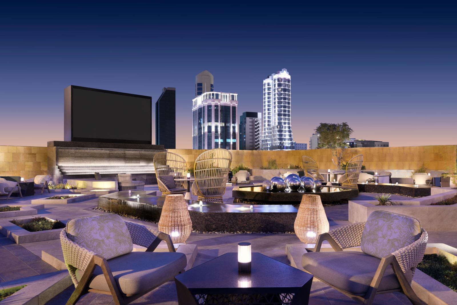 Fork & Pipe Lounge بأجواء مفتوحة تليق بأمسيات الرياض