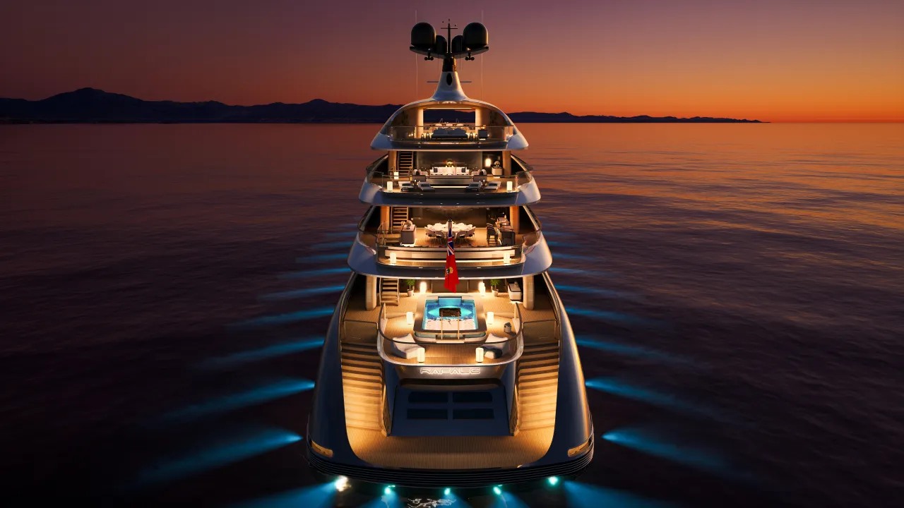 رفائيل الفارهة.. أحدث يخت فاخر بخمس طوابق و3 مسابح مميزة