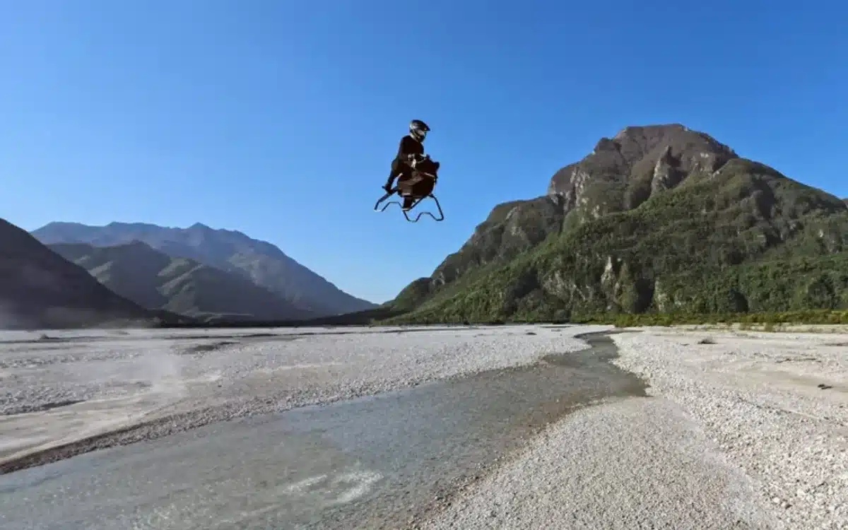 دراجة سبيدار فولونوت: أسرع من الخيال وبسعر 880 ألف دولار (فيديو)