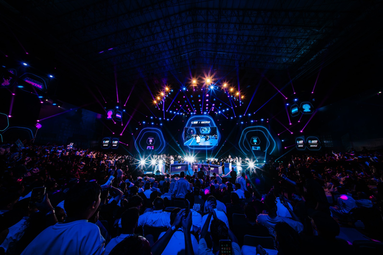 كأس العالم للرياضات الإلكترونية 2025 يسجّل أرقاما قياسية ويستقطب ملايين المشاهدين حول العالم 