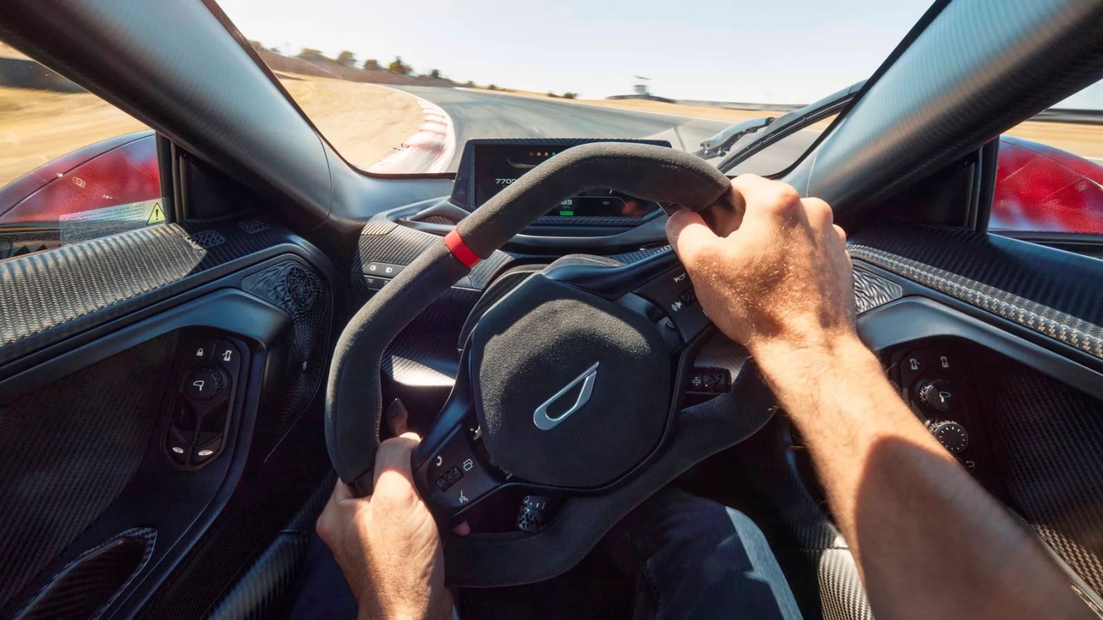 الكشف عن هايبركار Czinger 21C الجديدة بتقنية الطباعة ثلاثية الأبعاد وأداء استثنائي