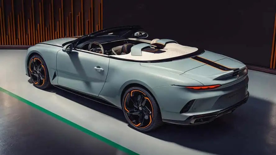 Batur Convertible.. إصدار فريد بمحرك W-12 الأسطوري