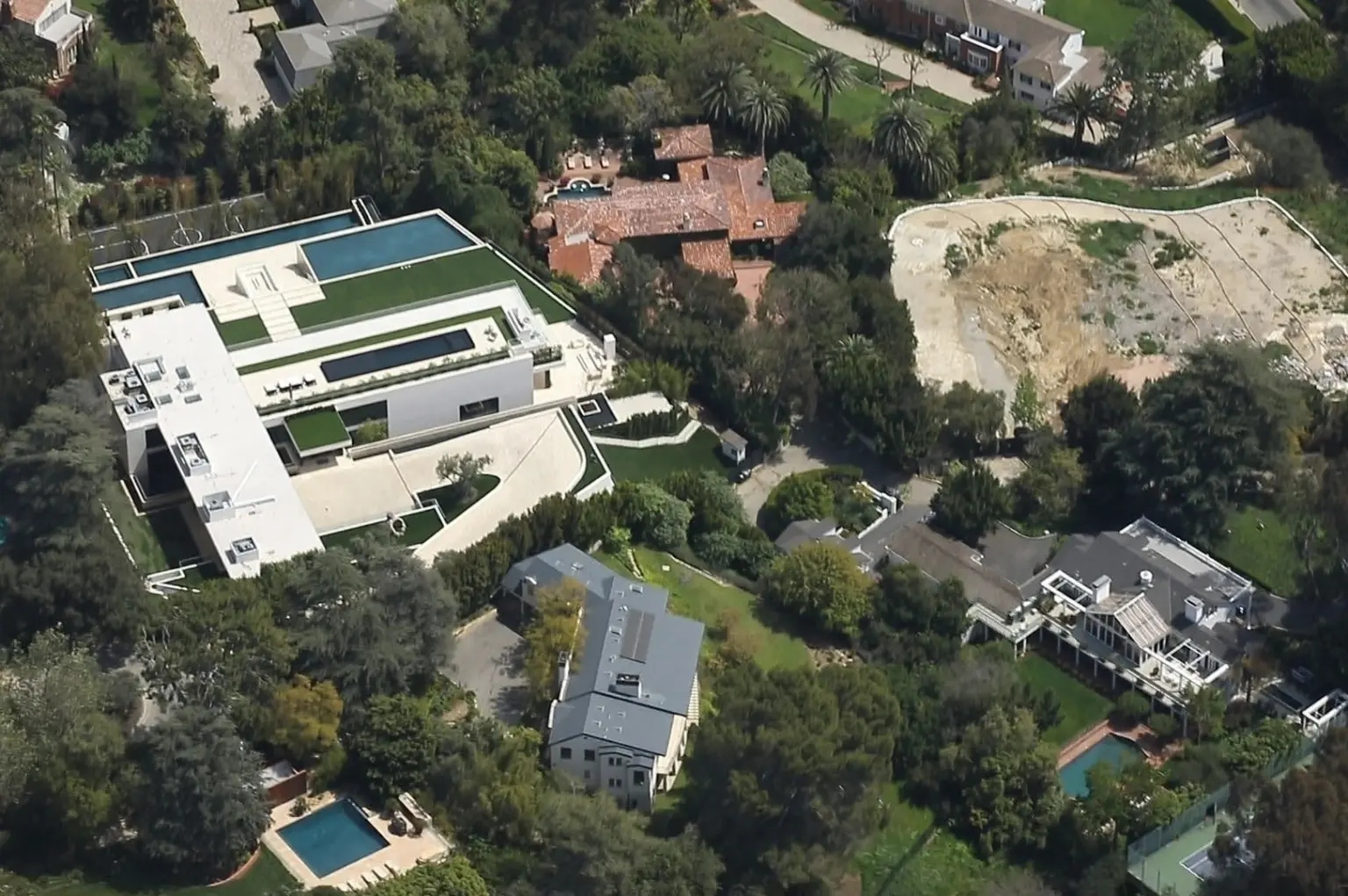 Vasquez-Max Lopes / BACKGRID