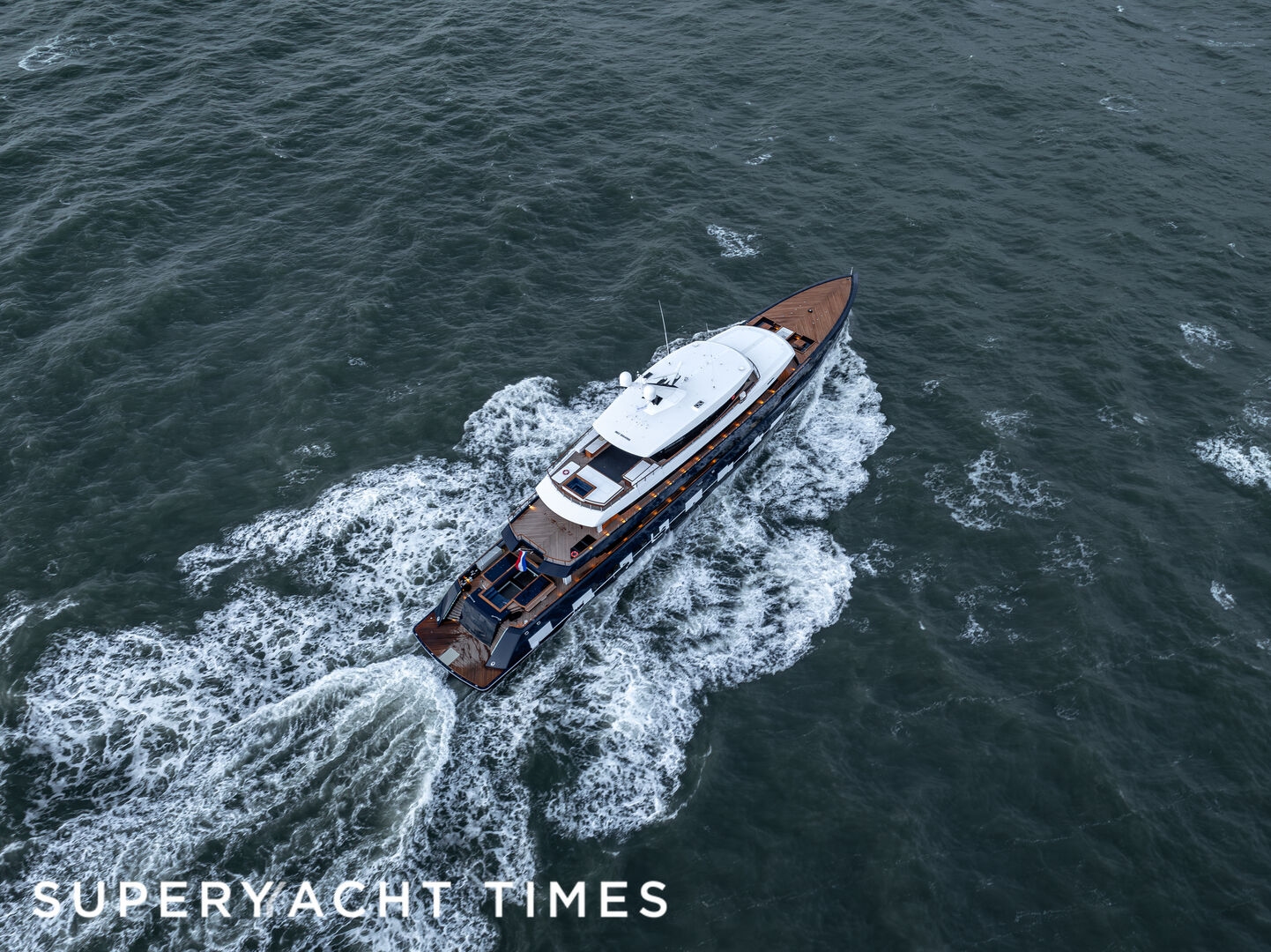 بيع يخت One من فيدشيب بطول 76 مترًا ضمن برنامج Feadship Resale