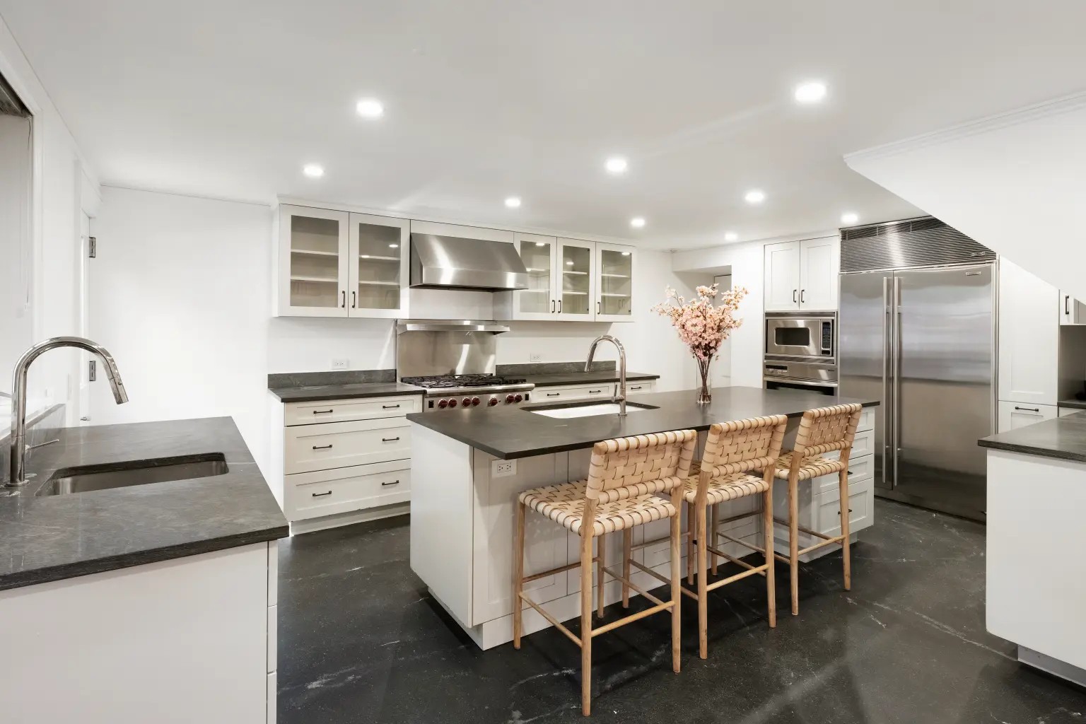 قصر تاريخي في نيويورك يُعرض للبيع مقابل 13.5 مليون دولار