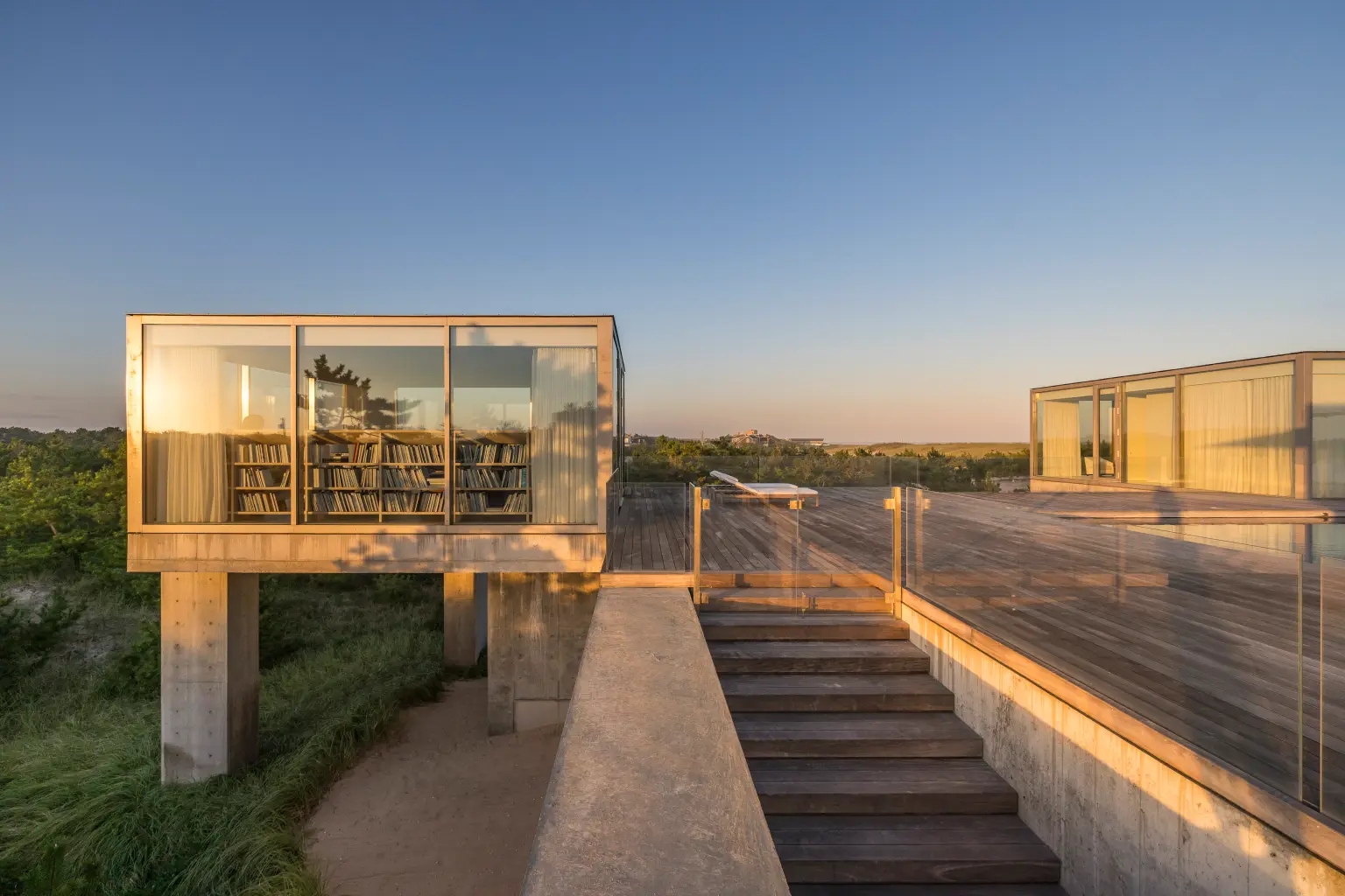 ريد كراكوف يعرض قصره الزجاجي في هامبتون مقابل 49.5 مليون دولار