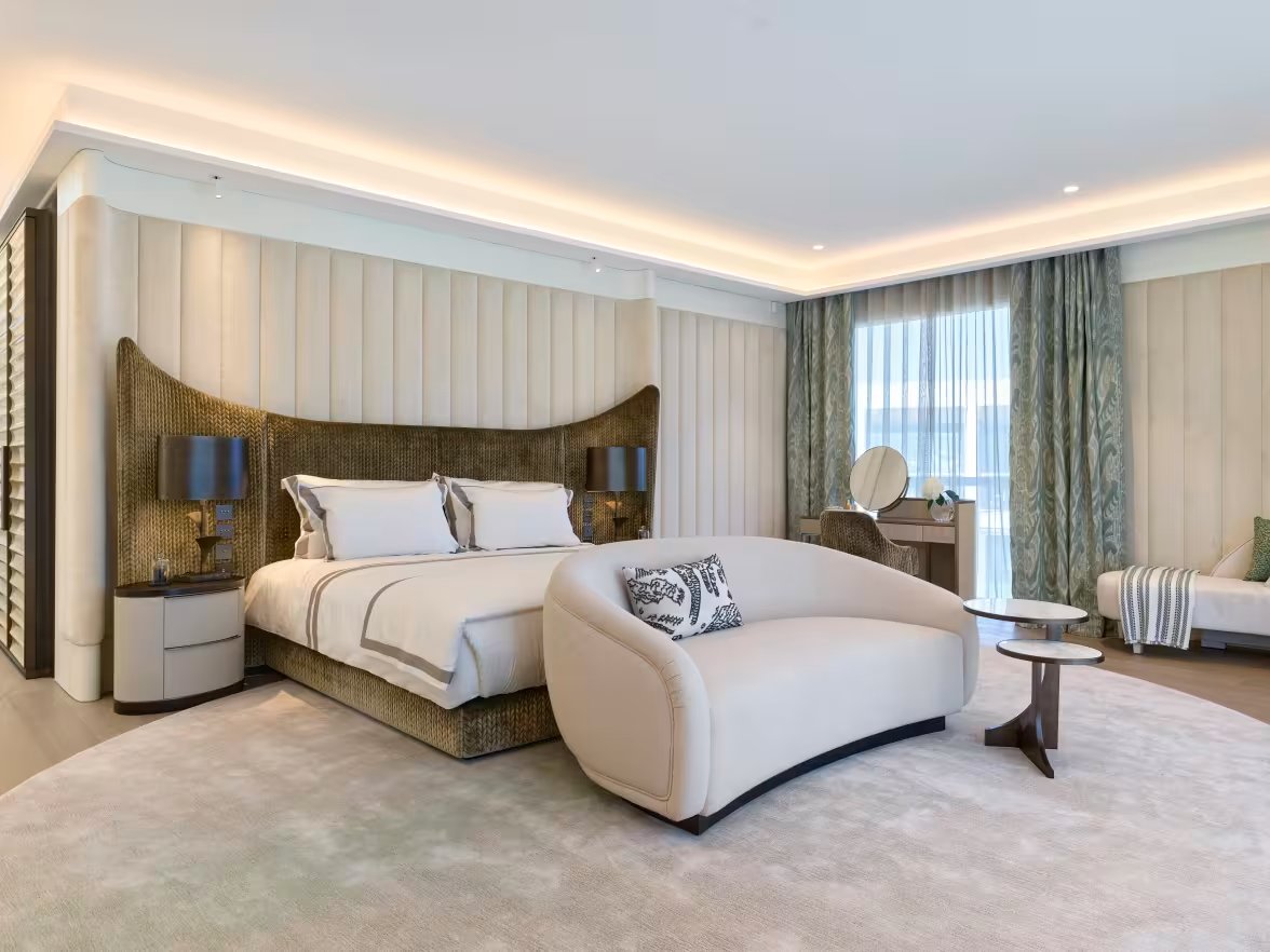 البحر يلهم تصميم قصر فاخر في الريفييرا الفرنسية بقيمة 60 مليون دولار